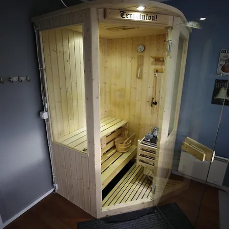 Koselig 2-etasjes Med Sauna Apartment Tromsø